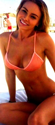 Sasha, Dubai Massage escort