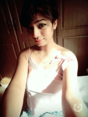 Komal +, Dubai Massage call girl