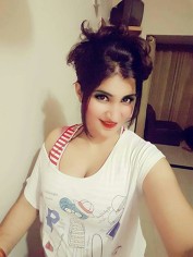 Naina +, Dubai Massage call girl