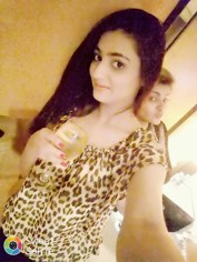 Shruti Agarwal +, Dubai Massage call girl