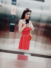 Shruti Agarwal +, Dubai Massage call girl