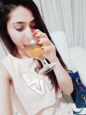 Shruti Agarwal +, Dubai Massage call girl