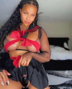 Services i can offer
* Blowjob
* Massage
* Domination
* Brown & Golden Shower
*... kimberly