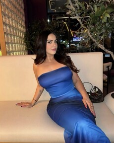 Pari, Dubai Massage call girl